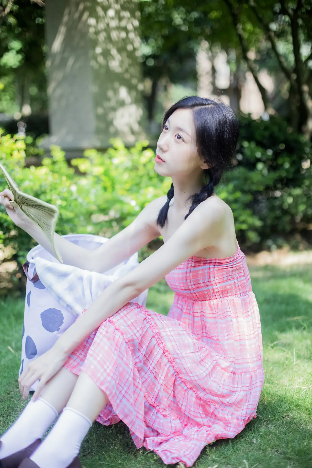 [YITUYU] 2022.07.19 Vol.1520 – The weather is sunny today Cat Feeding Girl Cat Girl-#[42P]-29